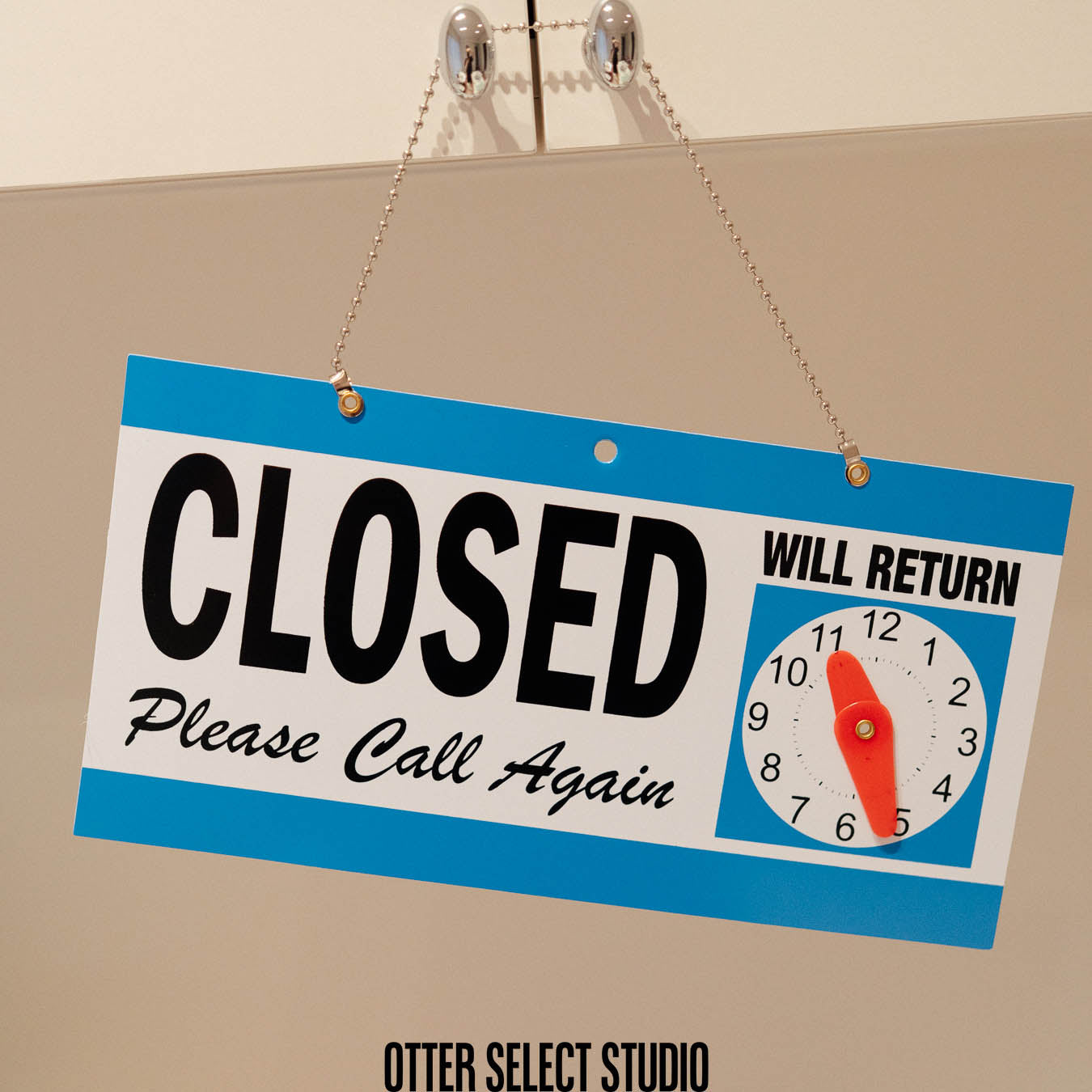 open/closed 返回時間 營業吊牌